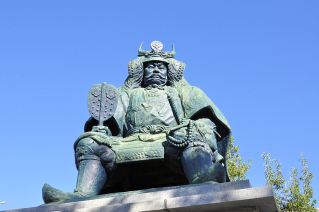 武田信玄 銅像 銅製 高さ12.3 幅14.4cm Takeda Shingen 武田信玄公銅像 | 山梨 甲府 人気スポット