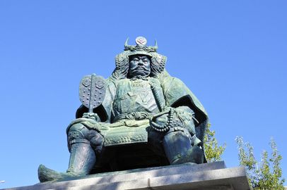 武田信玄公銅像 | 山梨 甲府 人気スポット